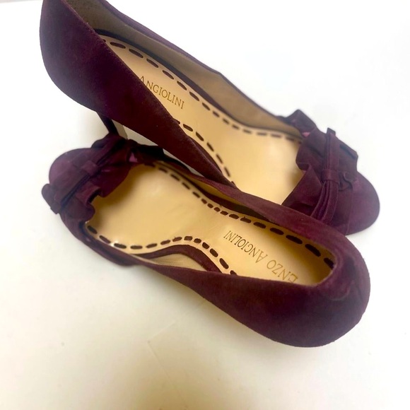Enzo Angiolini Ruffle Bow Peep Toe Suede Pump in Cranberry - Picture 4 of 7